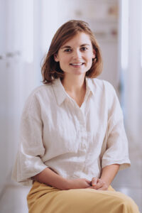 Dr. Lynn Opdecam